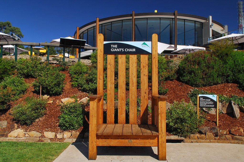 자이언트 체어 (Giant's Chair)
